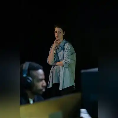 伍宜
